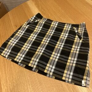 Lija Green and Yellow Plaid Mini Skort 
Size 10 - Pre-Loved